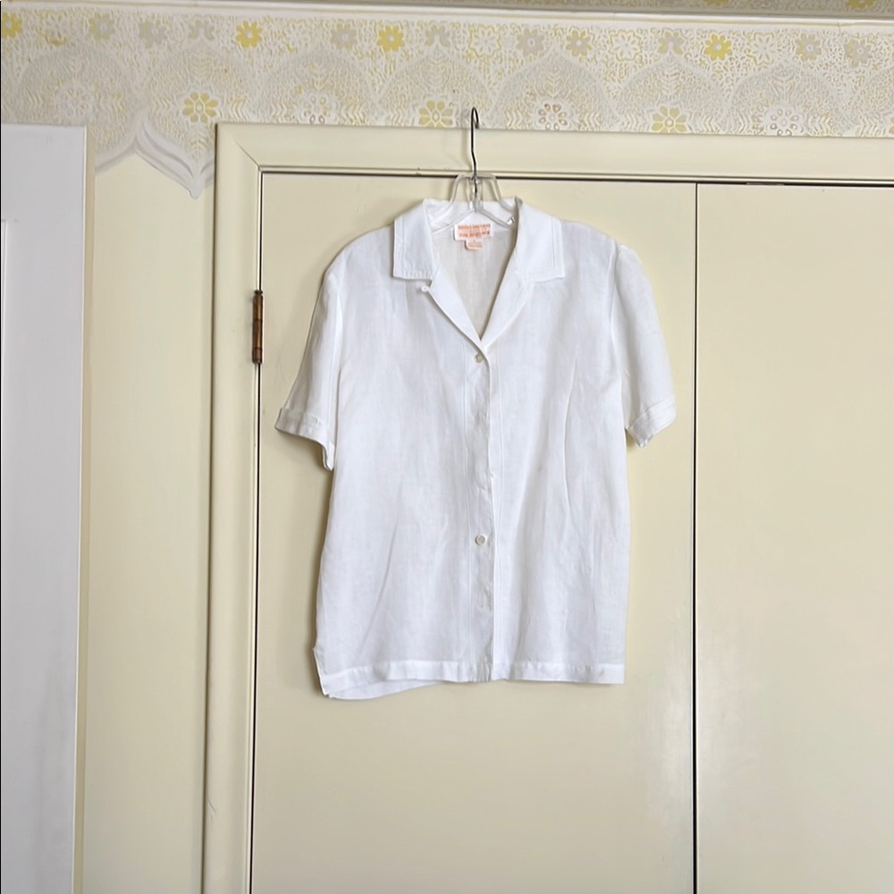 White Short Sleeve Button-Up Shirt